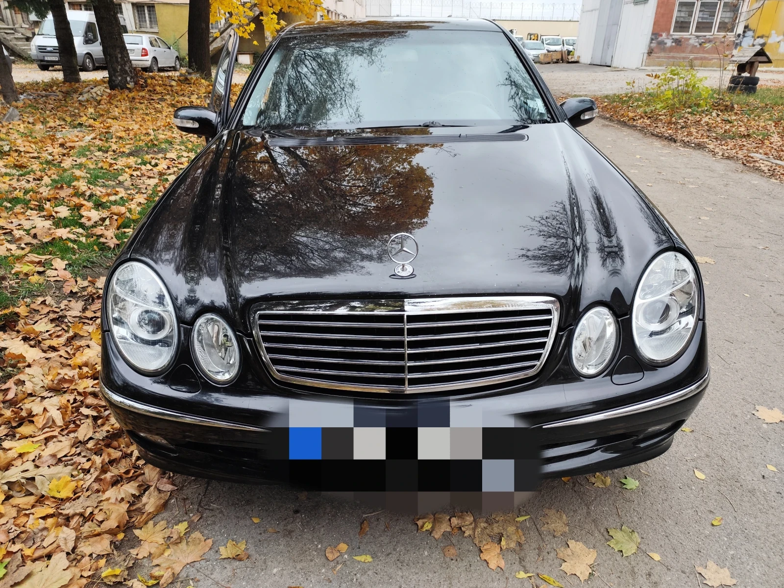 Mercedes-Benz E 500  - изображение 5
