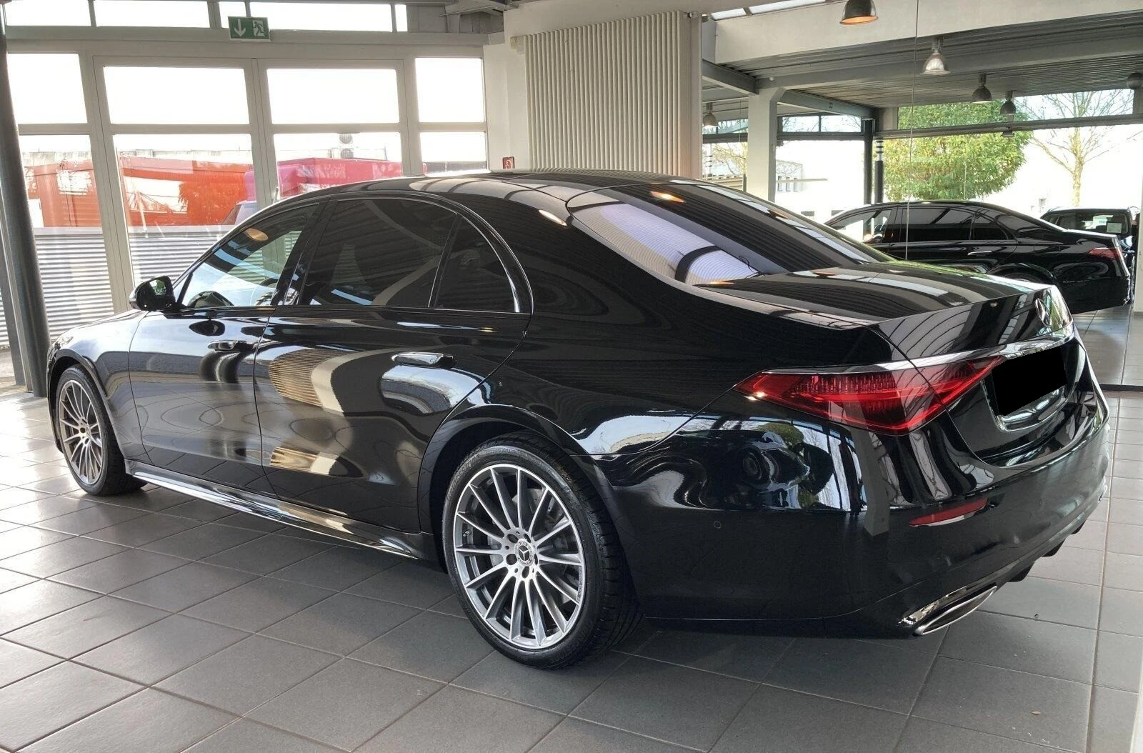 Mercedes-Benz S 500 AMG/4MATIC/LONG/EXCLUSIV/MANUFAKTUR/TV/BURM/HEADUP - изображение 4