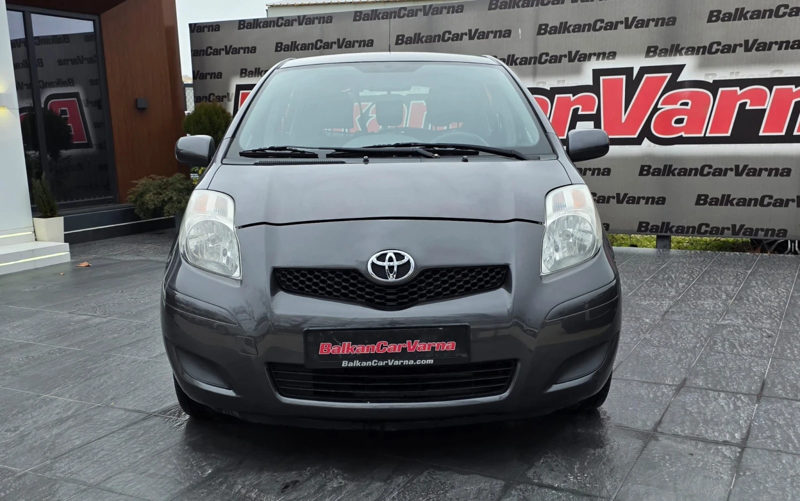 Toyota Yaris 1.0i 2ser 5d.Face Lift 121хил.км! - изображение 3