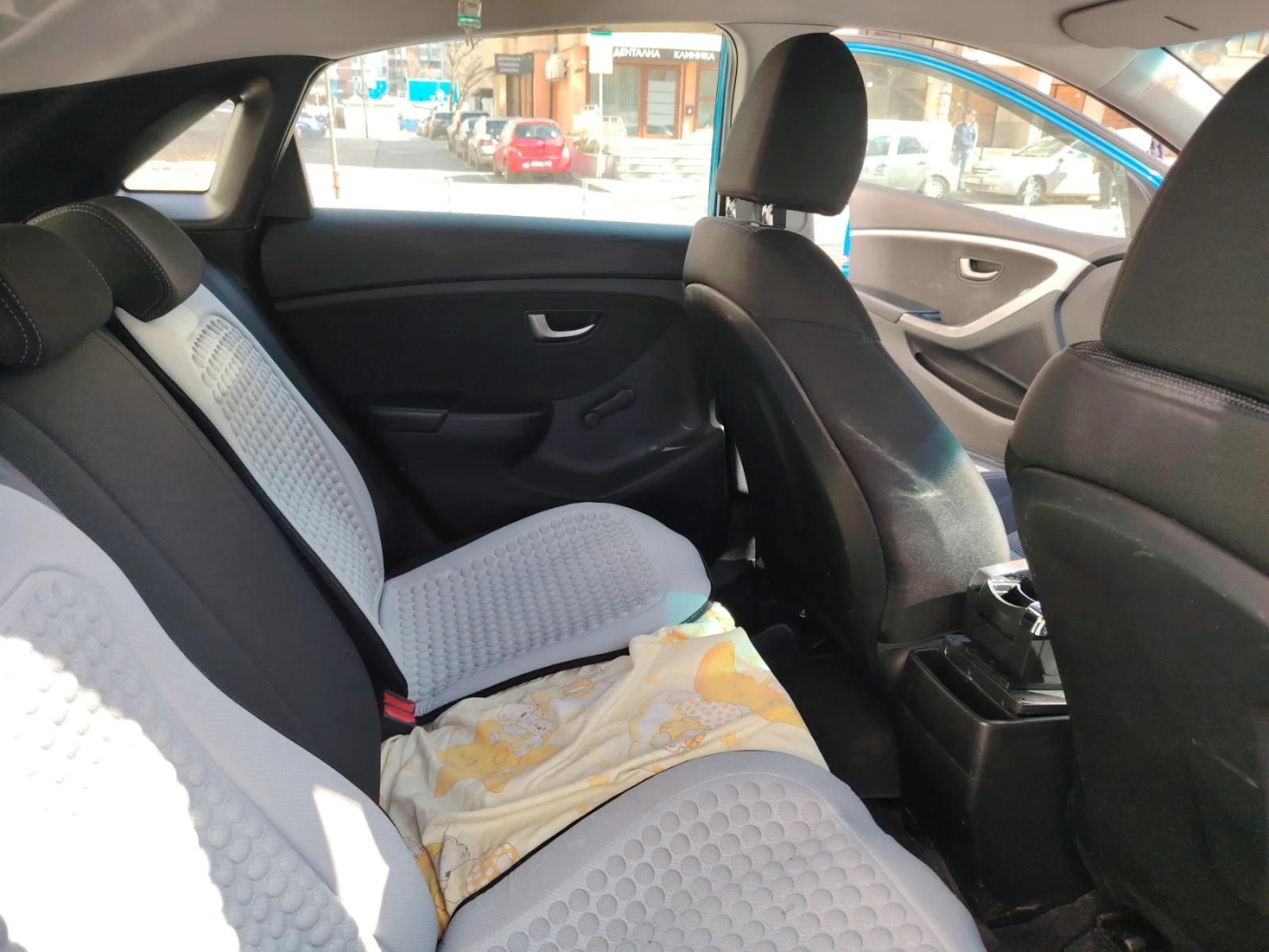 Hyundai I30 Хечбек , снимка 7 - Автомобили и джипове - 53956022