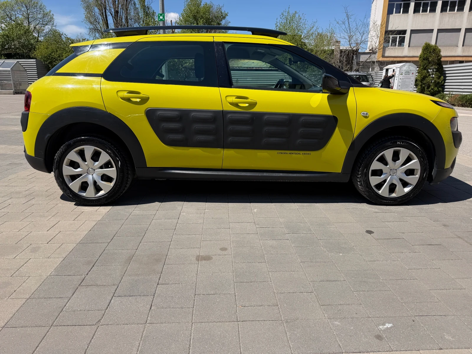 Citroen C4 Cactus, снимка 3 - Автомобили и джипове - 54303011