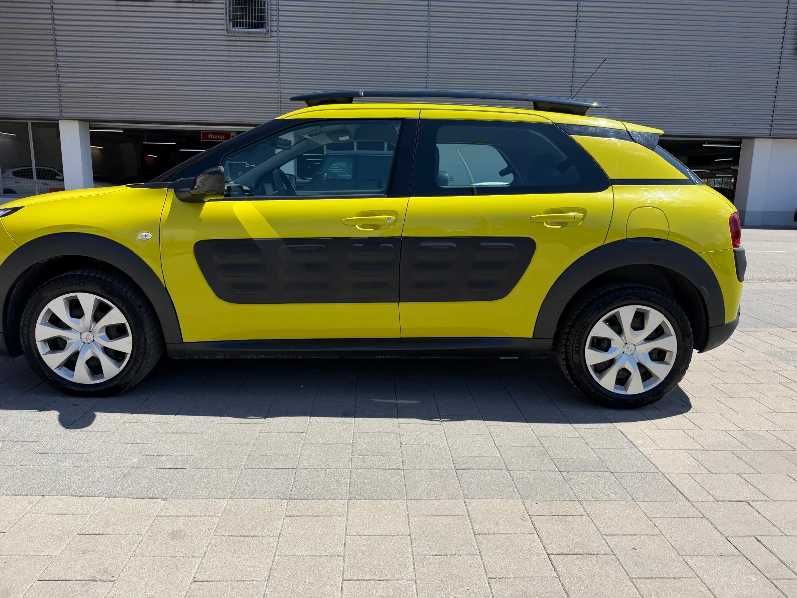 Citroen C4 Cactus, снимка 4 - Автомобили и джипове - 54303011