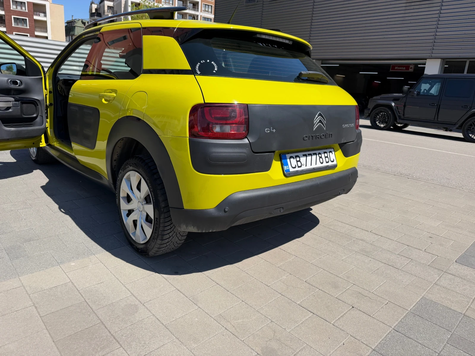 Citroen C4 Cactus, снимка 13 - Автомобили и джипове - 54303011