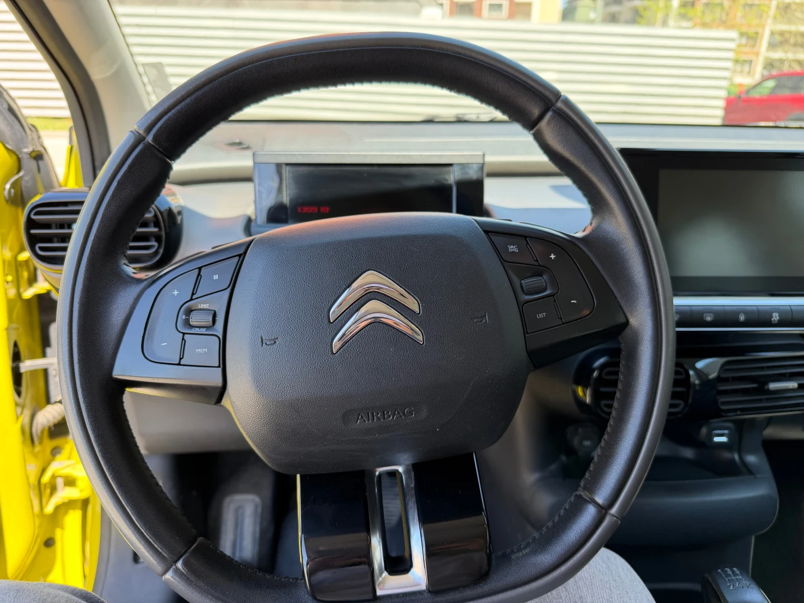 Citroen C4 Cactus, снимка 10 - Автомобили и джипове - 54303011