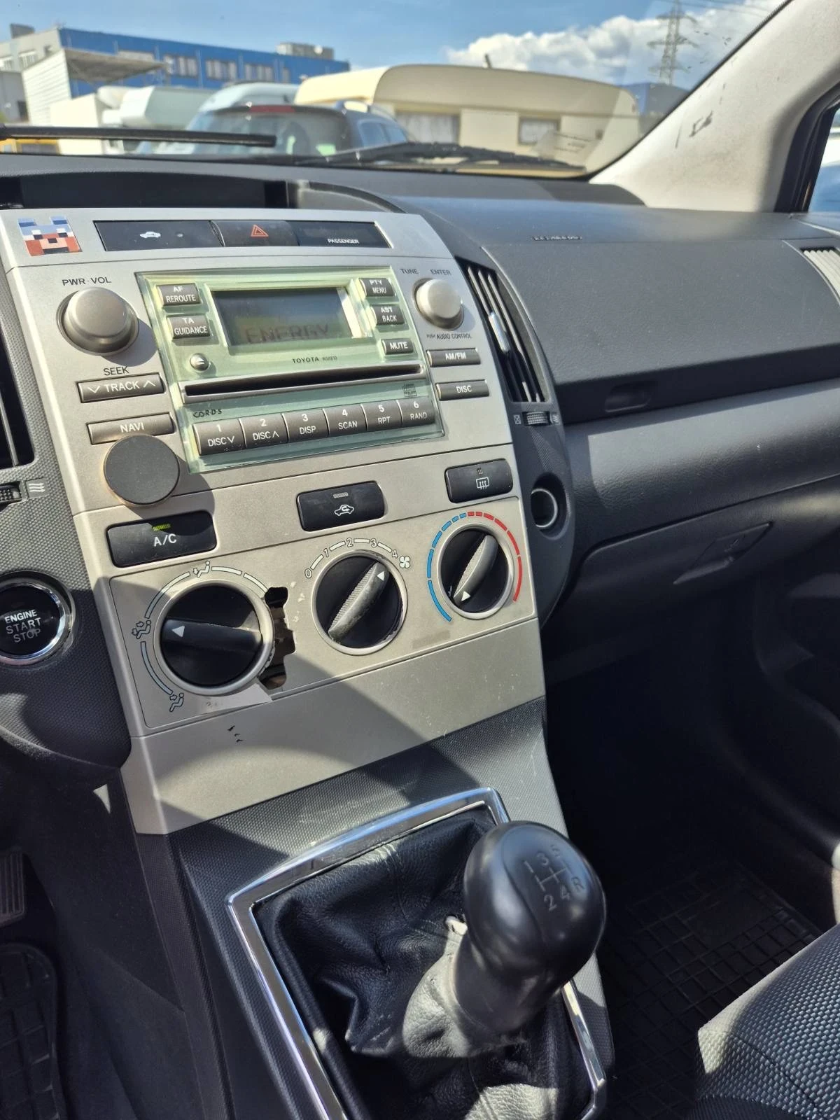 Toyota Corolla verso 2.0 D4D 116 кс 🔝, снимка 14 - Автомобили и джипове - 54342829