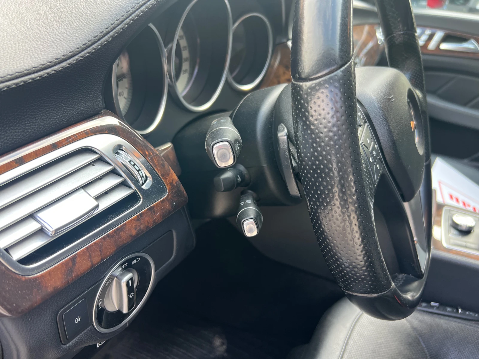 Mercedes-Benz CLS 350 Германия перфект, снимка 15 - Автомобили и джипове - 54758683