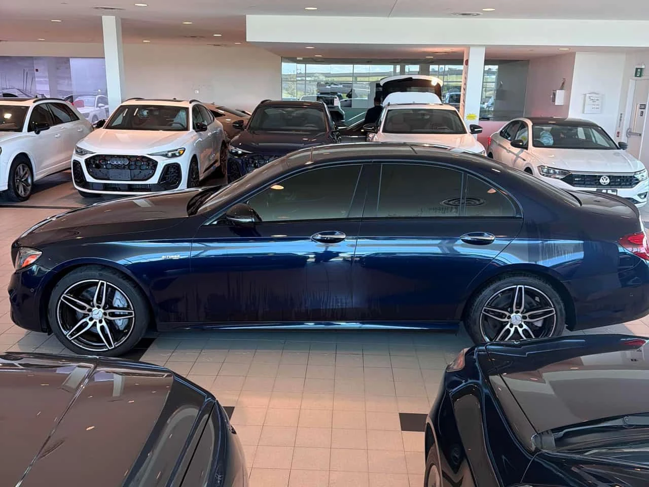 Mercedes-Benz E 43 AMG  * CARFAX * ОПЦИЯ ЗА ФИНАНСИРАНЕ, снимка 2 - Автомобили и джипове - 55017212