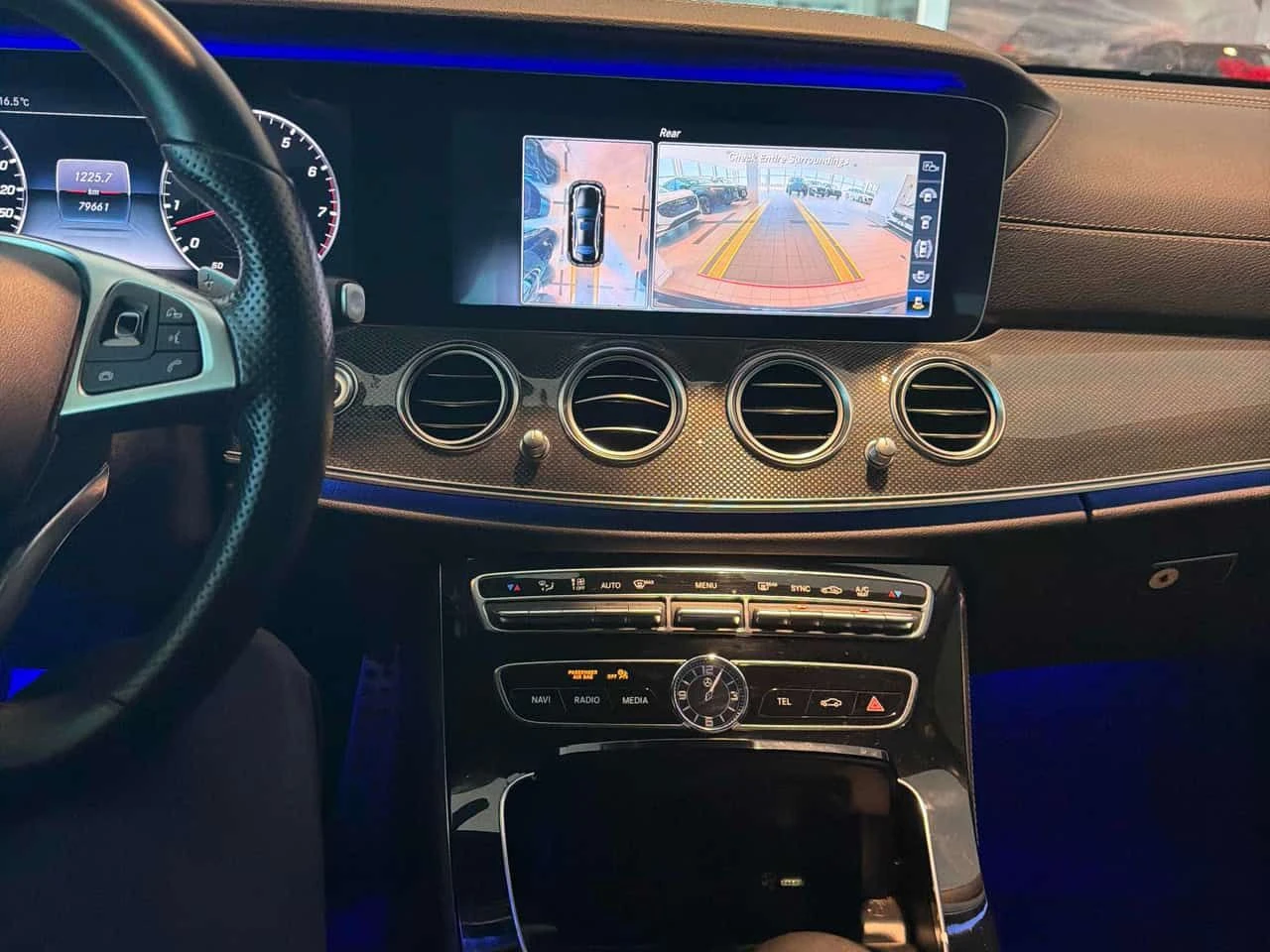 Mercedes-Benz E 43 AMG  * CARFAX * ОПЦИЯ ЗА ФИНАНСИРАНЕ, снимка 9 - Автомобили и джипове - 55017212
