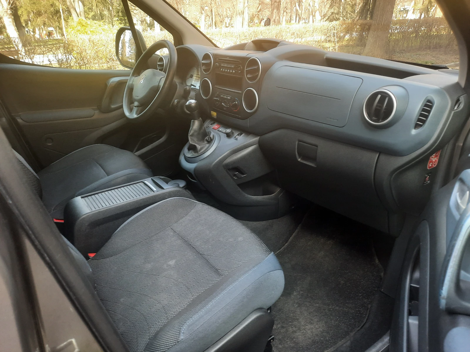Peugeot Partner Tepee, снимка 7 - Автомобили и джипове - 55048862