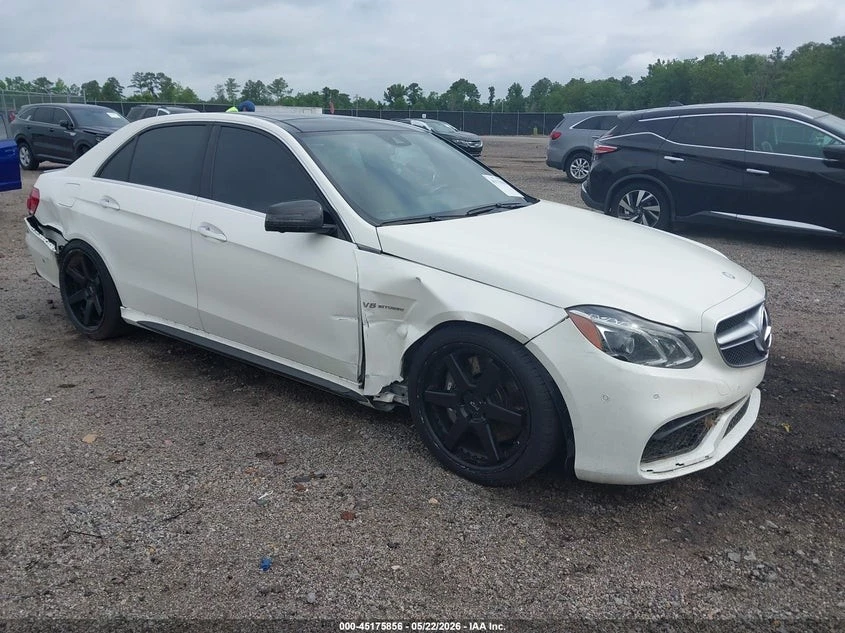 Mercedes-Benz E 63 AMG 4MATIC Автокредит Цена до България, снимка 3 - Автомобили и джипове - 55133380