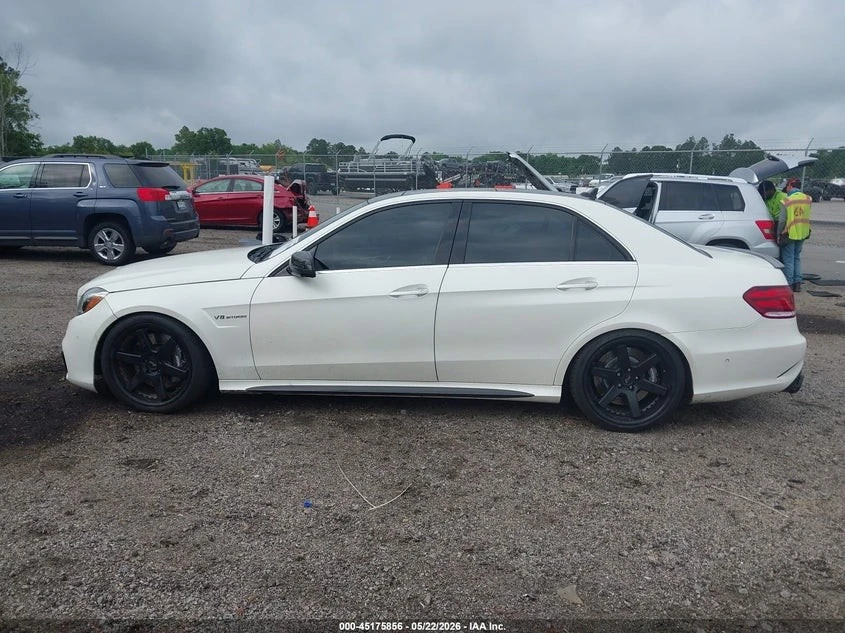 Mercedes-Benz E 63 AMG 4MATIC Автокредит Цена до България, снимка 7 - Автомобили и джипове - 55133380