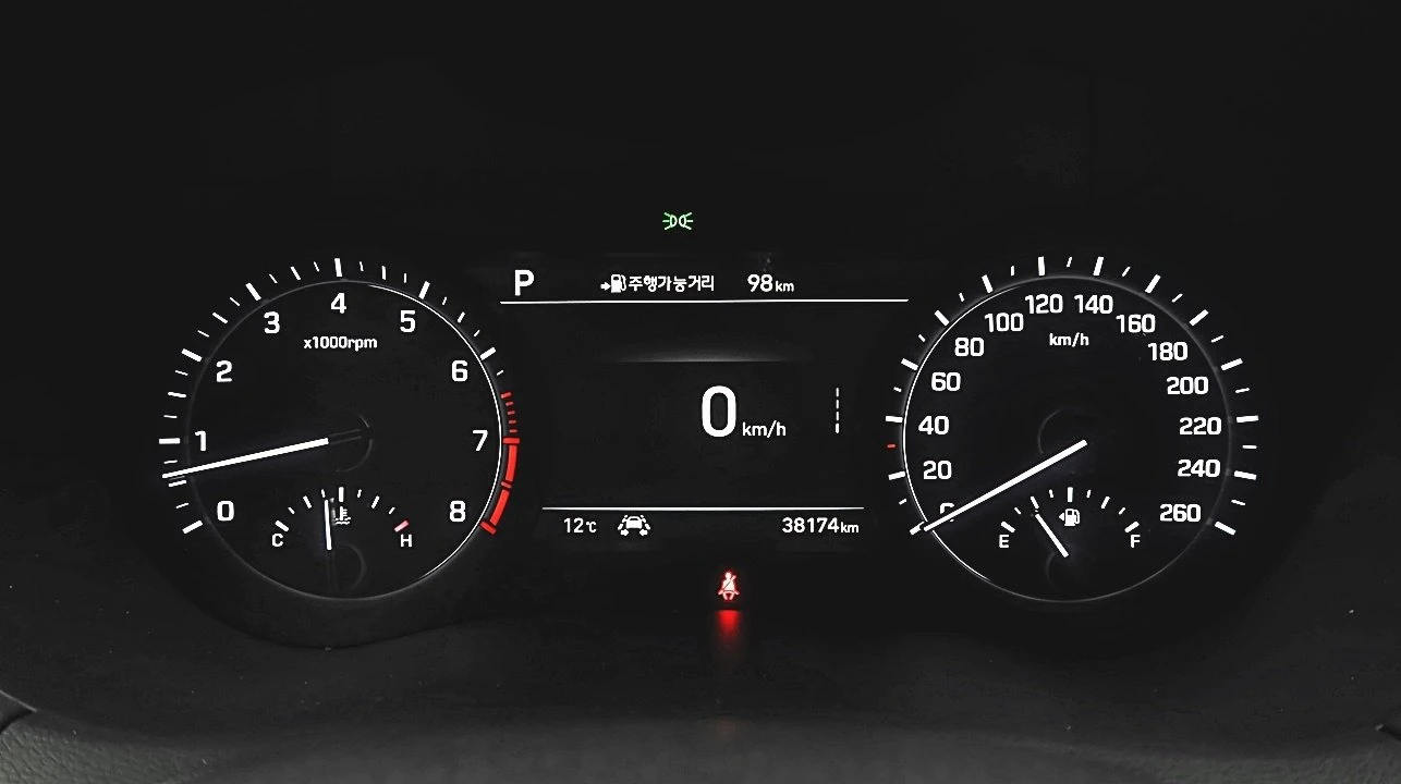 Genesis G80 3.3T* HUD* 360* KEYLESS* ПОДГРЕВ ВОЛАН* КРАЙНА ЦЕН, снимка 10 - Автомобили и джипове - 55318963