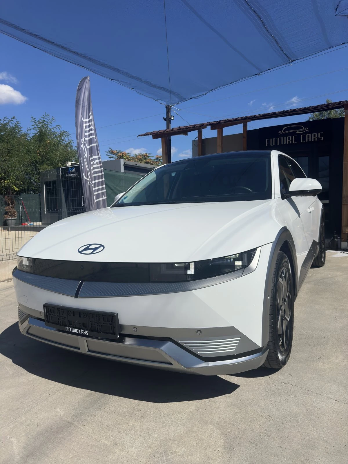 Hyundai Ioniq 5 72.6KWh/AWD/306HP/360CAM/PANO/HEADUP/ГАРАНЦИИОНЕН, снимка 5 - Автомобили и джипове - 56070966
