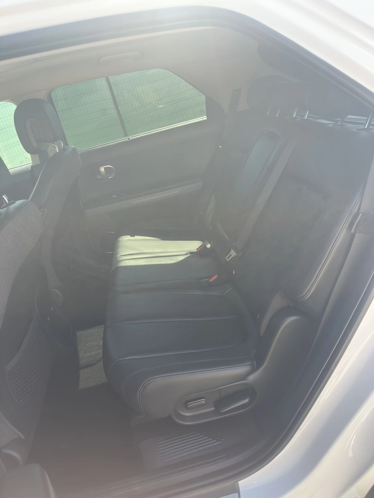 Hyundai Ioniq 5 72.6KWh/AWD/306HP/360CAM/PANO/HEADUP/ГАРАНЦИИОНЕН, снимка 12 - Автомобили и джипове - 56070966
