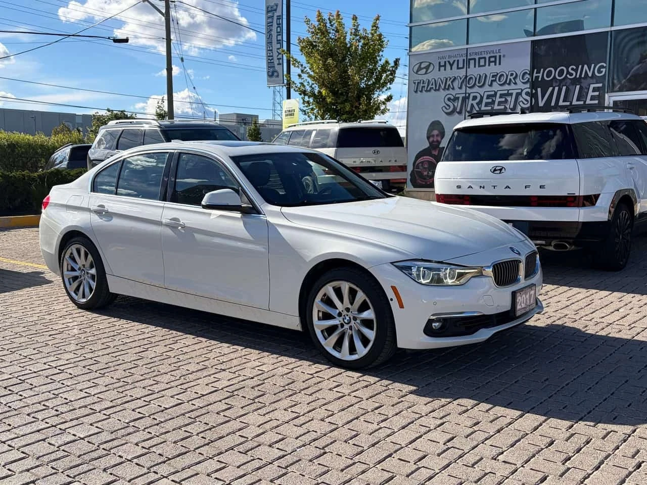 BMW 330 * 330i 4dr Sdn 330i xDrive AWD * CARFAX * 