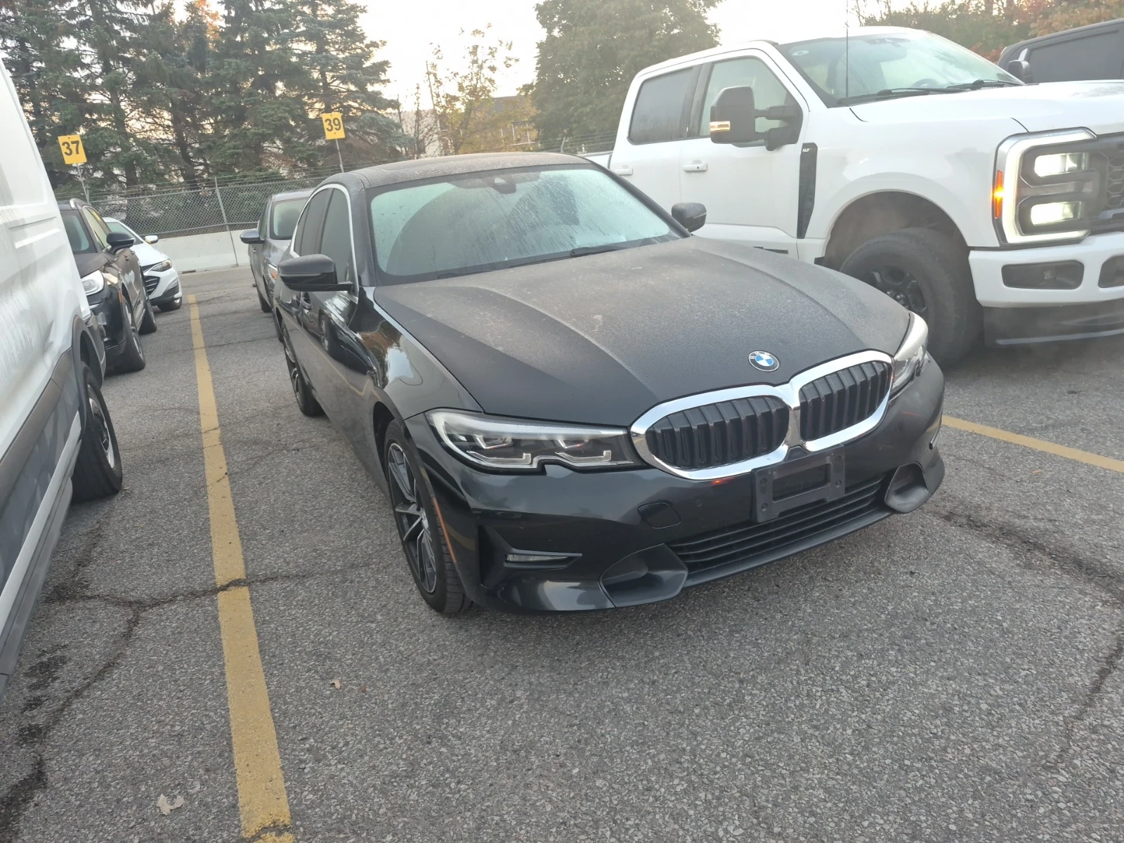 BMW 330 Xdrive / АВТОКРЕДИТ, снимка 2 - Автомобили и джипове - 56649147