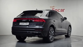 Audi Q8 55 TFSI quattro* ЛЮК* МАСАЖ* HUD* 360* КРАЙНА ЦЕНА, снимка 2