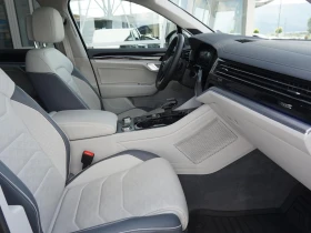 VW Touareg Elegance 3.0 V6 eHybrid 4MOTION, снимка 6