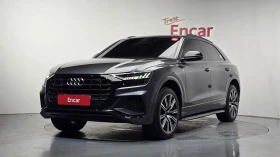 ������ Audi Q8