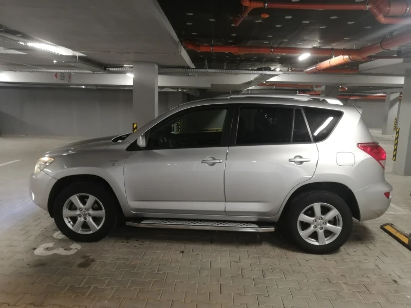 Toyota Rav4 D4D CROSSOVER, снимка 3 - Автомобили и джипове - 47877165