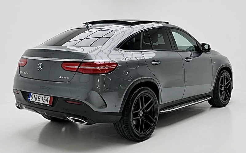 Mercedes-Benz GLE 350 AMG#DISTRONIC#PANORAMA#PODGREV#HARMAN #MAXX FULL, снимка 6 - Автомобили и джипове - 52898345