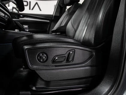 Audi Q5 * AвтоКредит * (ЦЕНА ДО БГ), снимка 15 - Автомобили и джипове - 54333254