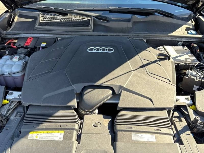 Audi Q8 * TECHNIK * HUD * 360 * ОБДУХВАНЕ * PANO * ПАМЕТ, снимка 12 - Автомобили и джипове - 54893999