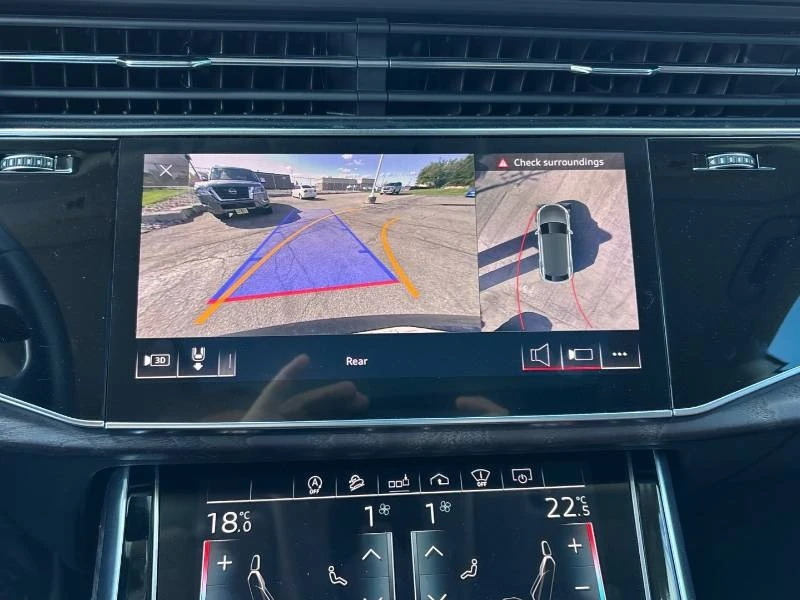 Audi Q8 * TECHNIK * HUD * 360 * ОБДУХВАНЕ * PANO * ПАМЕТ, снимка 9 - Автомобили и джипове - 54893999