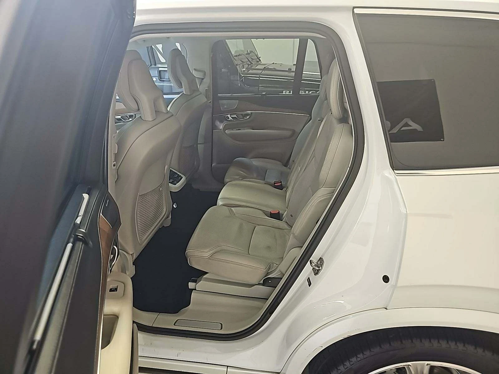 Volvo Xc90  - изображение 9