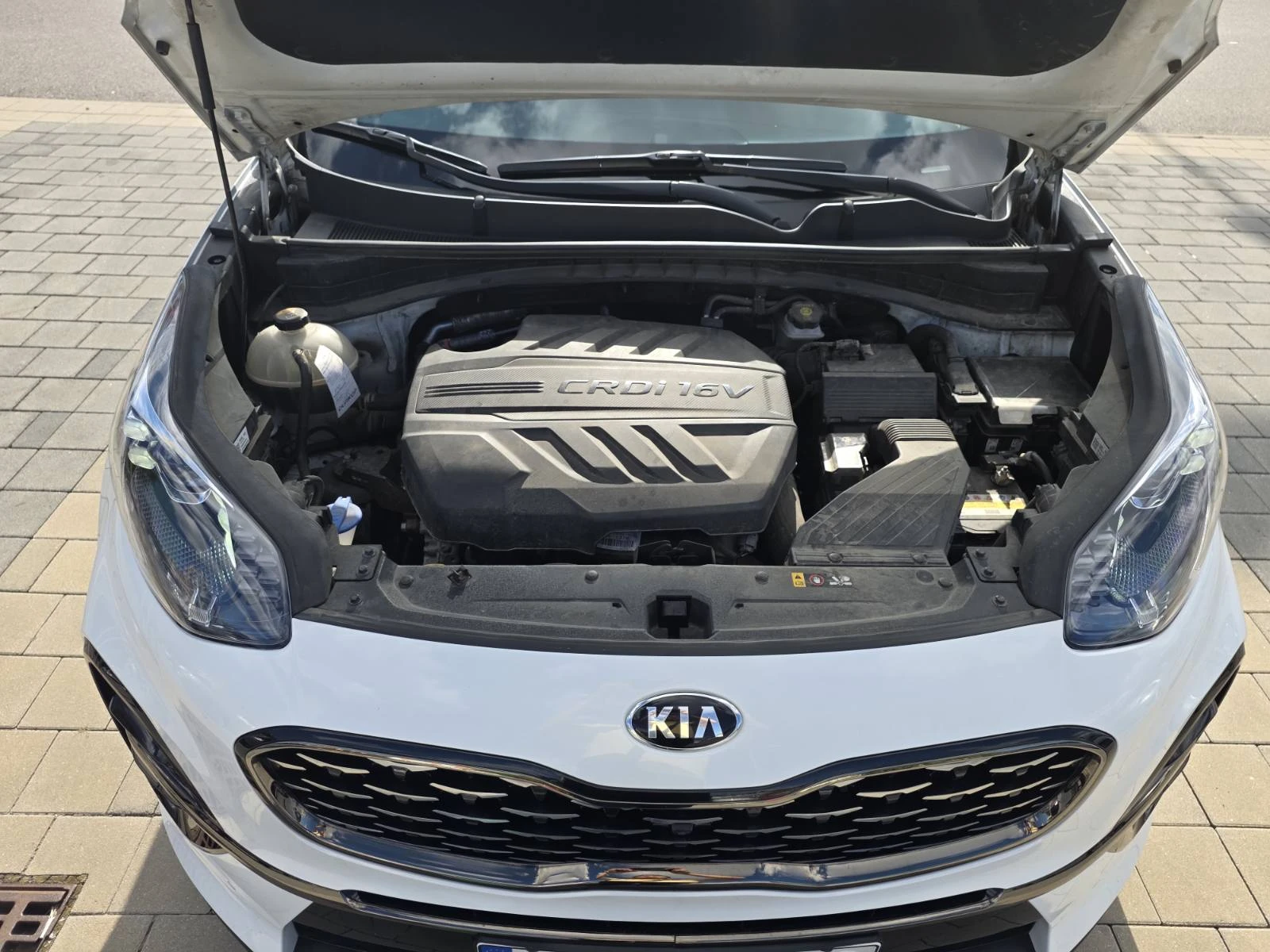 Kia Sportage 2.0CRDI GT Line - изображение 8
