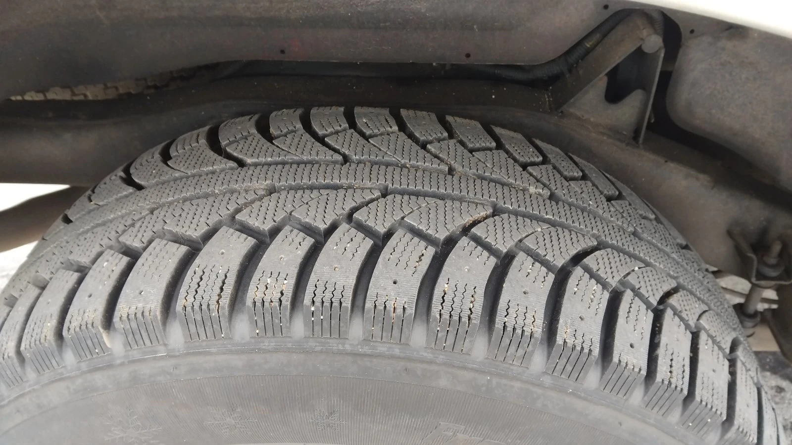 Mitsubishi Pajero sport 2.5тди 99к.с, снимка 7 - Автомобили и джипове - 53765019