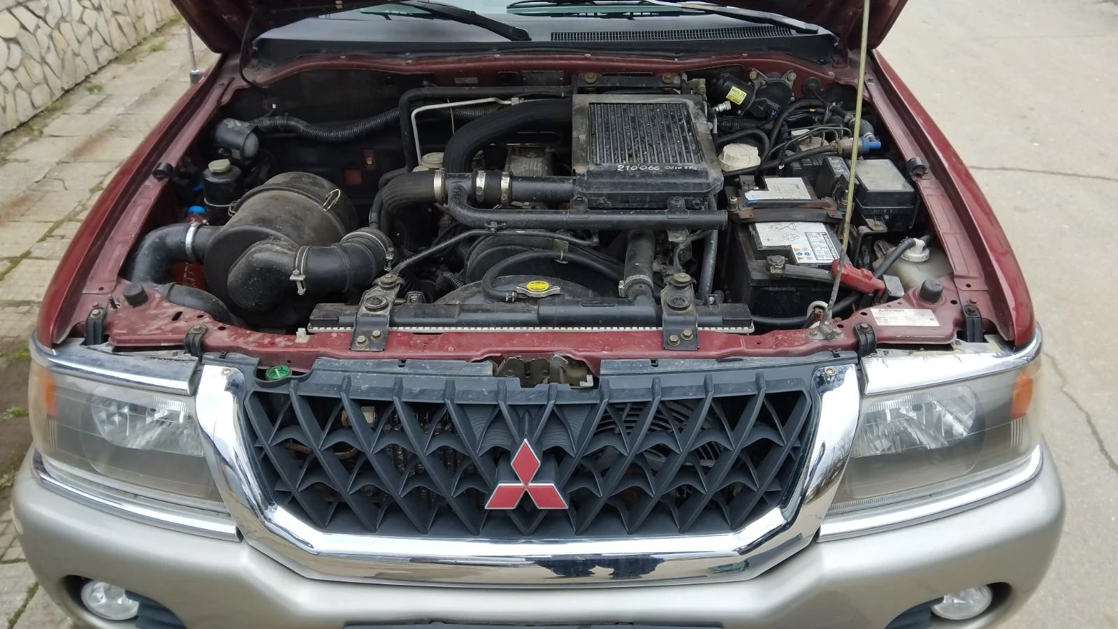 Mitsubishi Pajero sport 2.5тди 99к.с, снимка 11 - Автомобили и джипове - 53765019