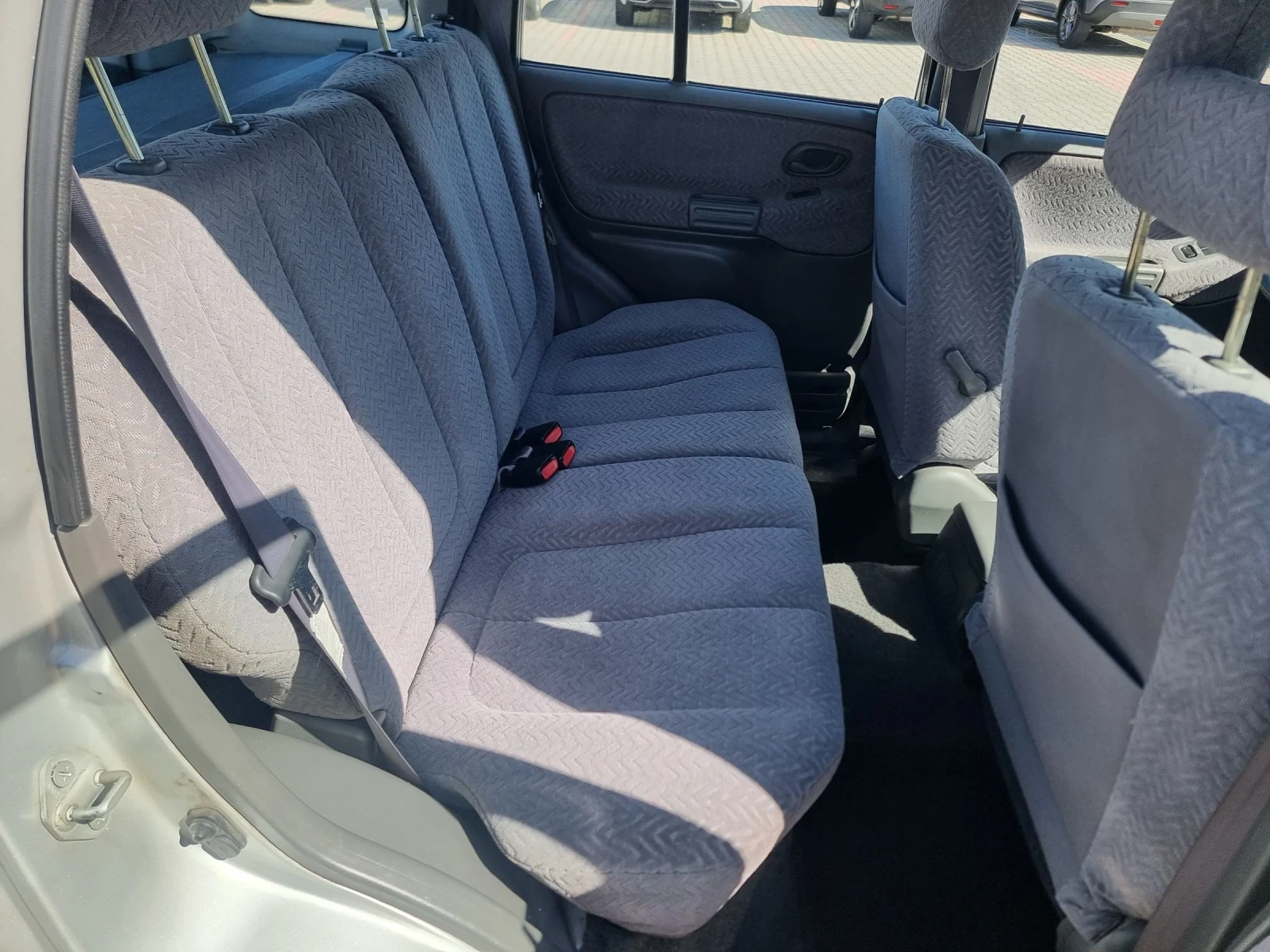 Suzuki Grand vitara 2.5, снимка 13 - Автомобили и джипове - 53813213