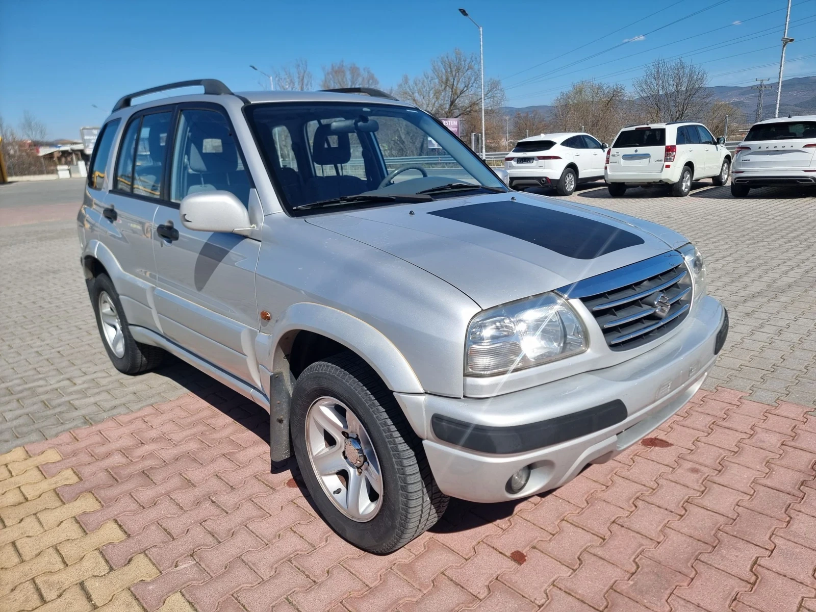 Suzuki Grand vitara 2.5, снимка 7 - Автомобили и джипове - 53813213