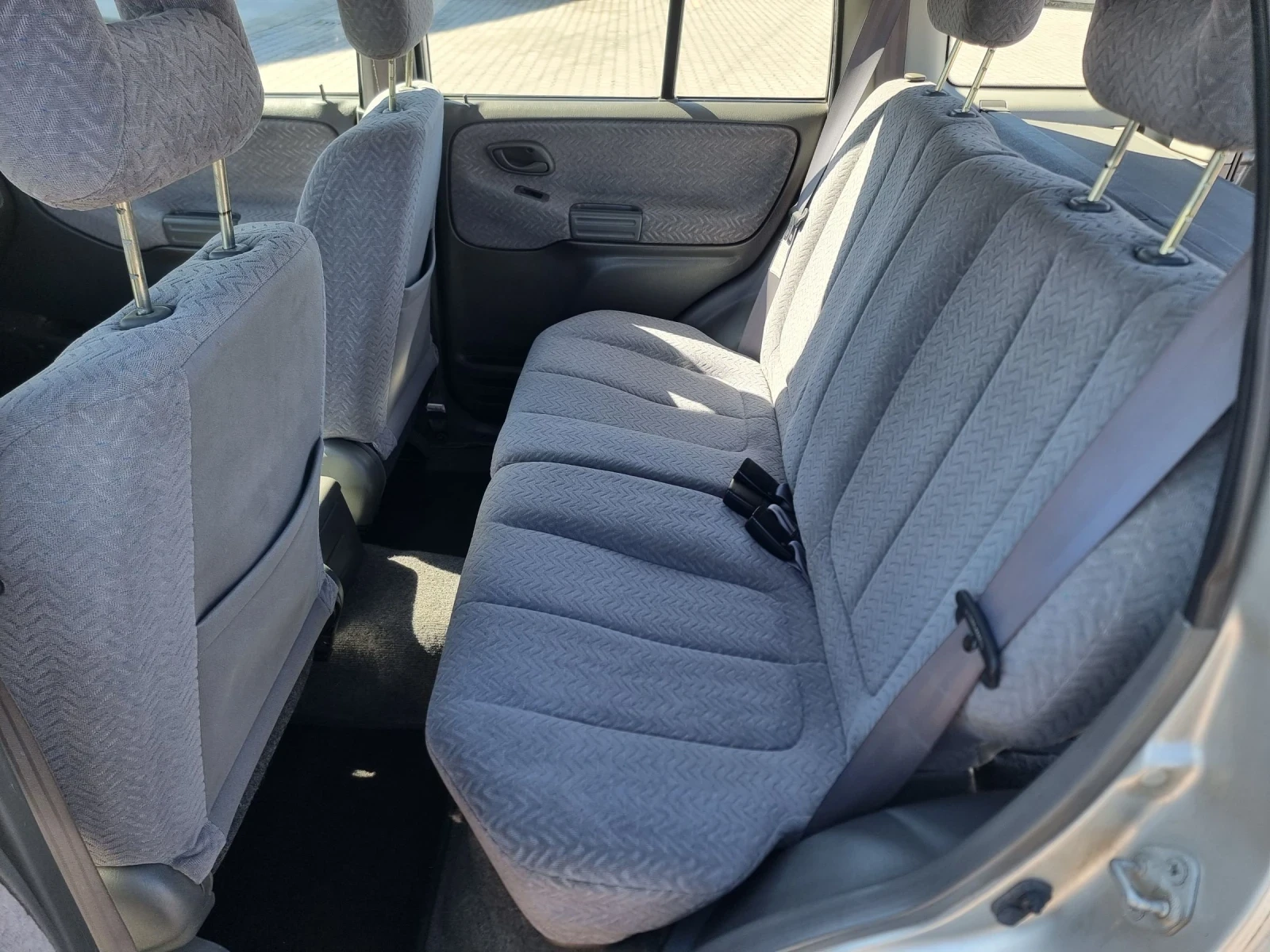 Suzuki Grand vitara 2.5, снимка 12 - Автомобили и джипове - 53813213