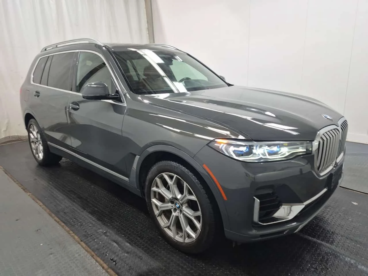 BMW X7 XDRIVE40I | МАСАЖ | PANO | H/K | HUD | KEYLESS | , снимка 2 - Автомобили и джипове - 53928213