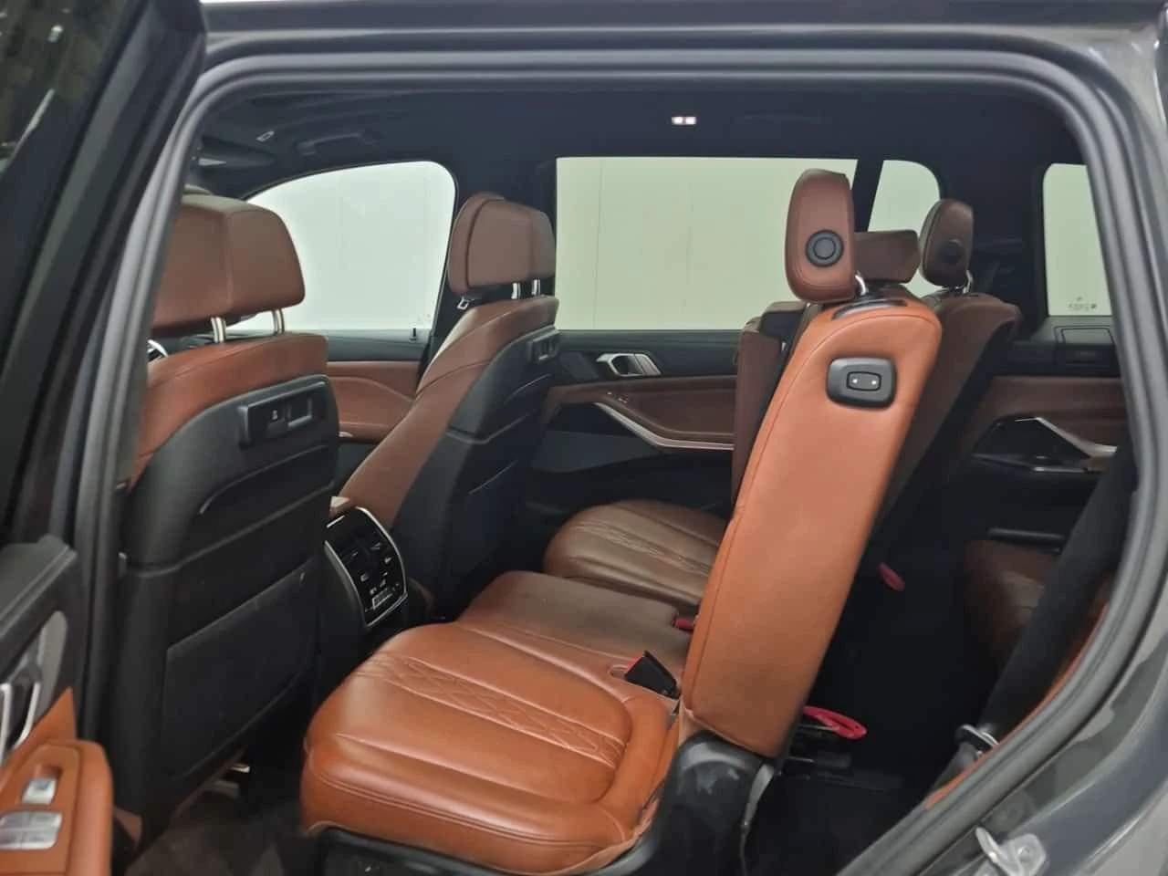 BMW X7 XDRIVE40I | МАСАЖ | PANO | H/K | HUD | KEYLESS | , снимка 12 - Автомобили и джипове - 53928213