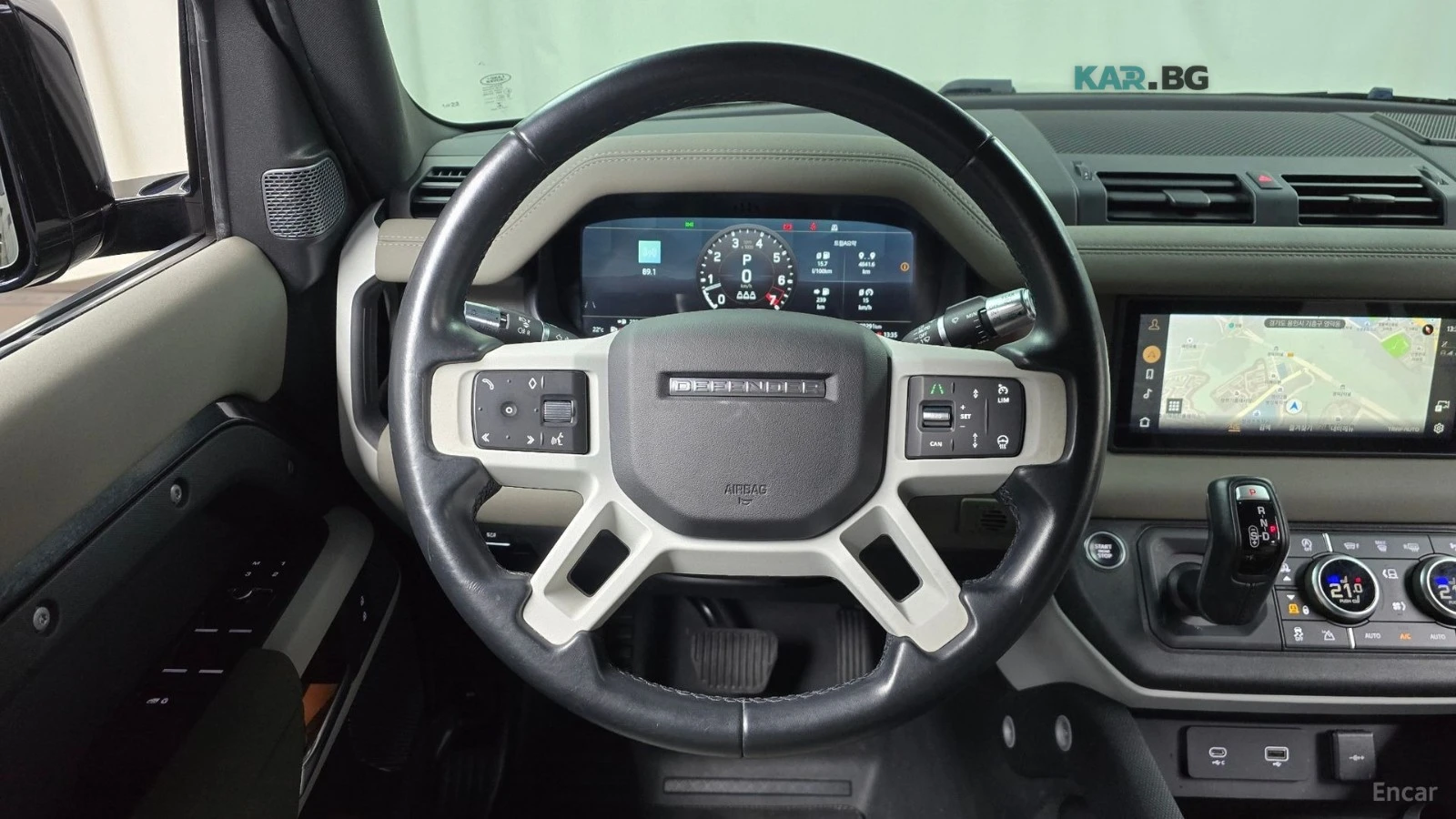Land Rover Defender * P300* X-Dynamic* 360* ПОДГРЕВ* ОБДУХВАНЕ* ПАНОРА, снимка 13 - Автомобили и джипове - 55027648