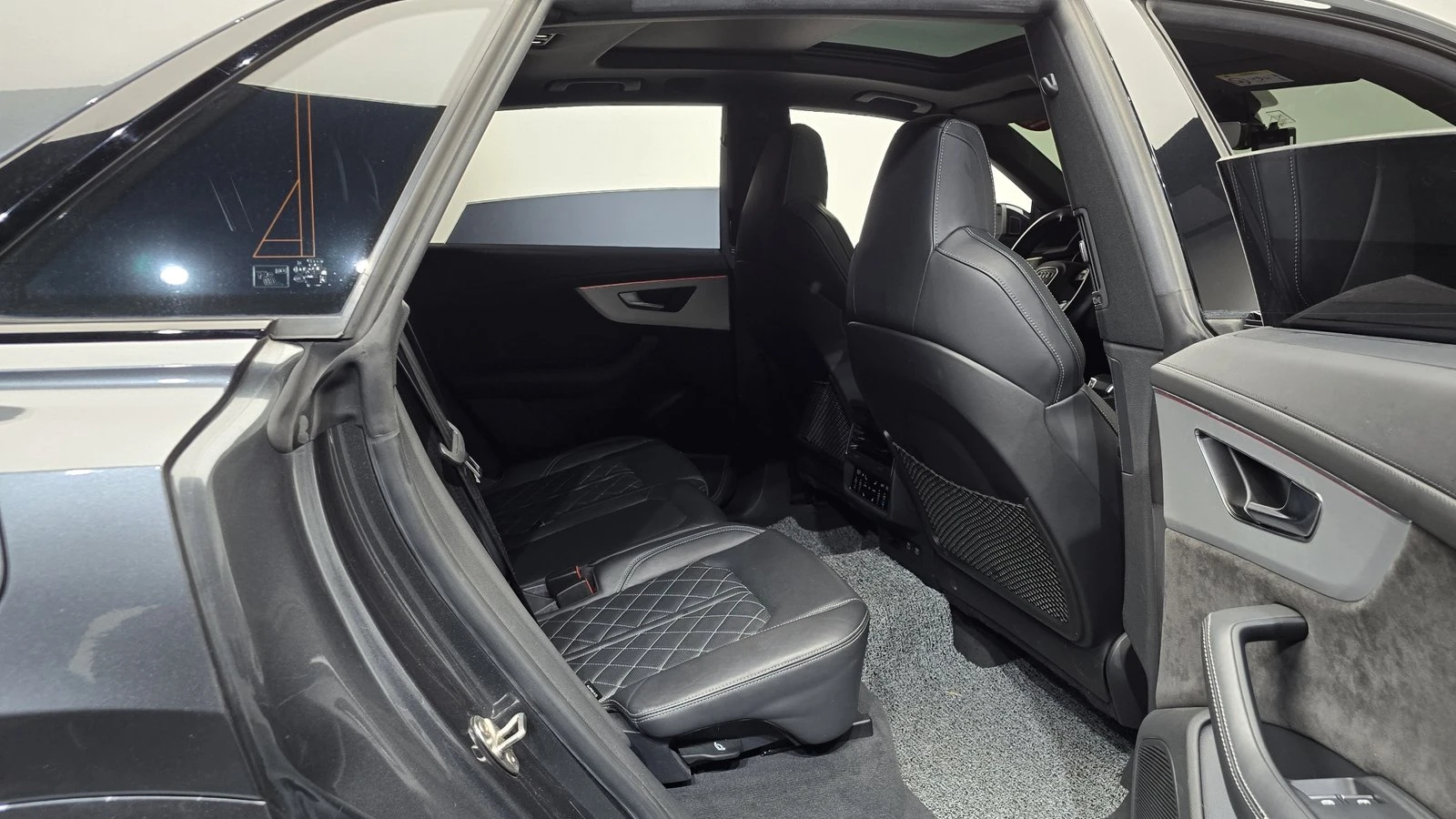 Audi Q8 55 TFSI quattro* ���* �����* HUD* 360* ������ ���� | Mobile.bg � ����������� 11