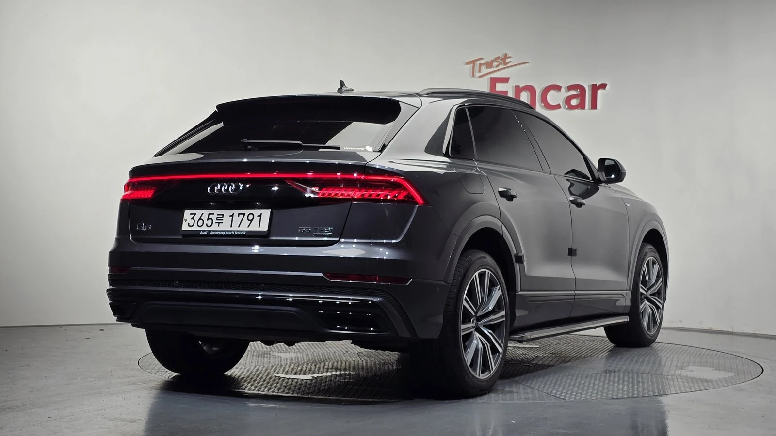 Audi Q8 55 TFSI quattro* ���* �����* HUD* 360* ������ ���� | Mobile.bg � ����������� 2