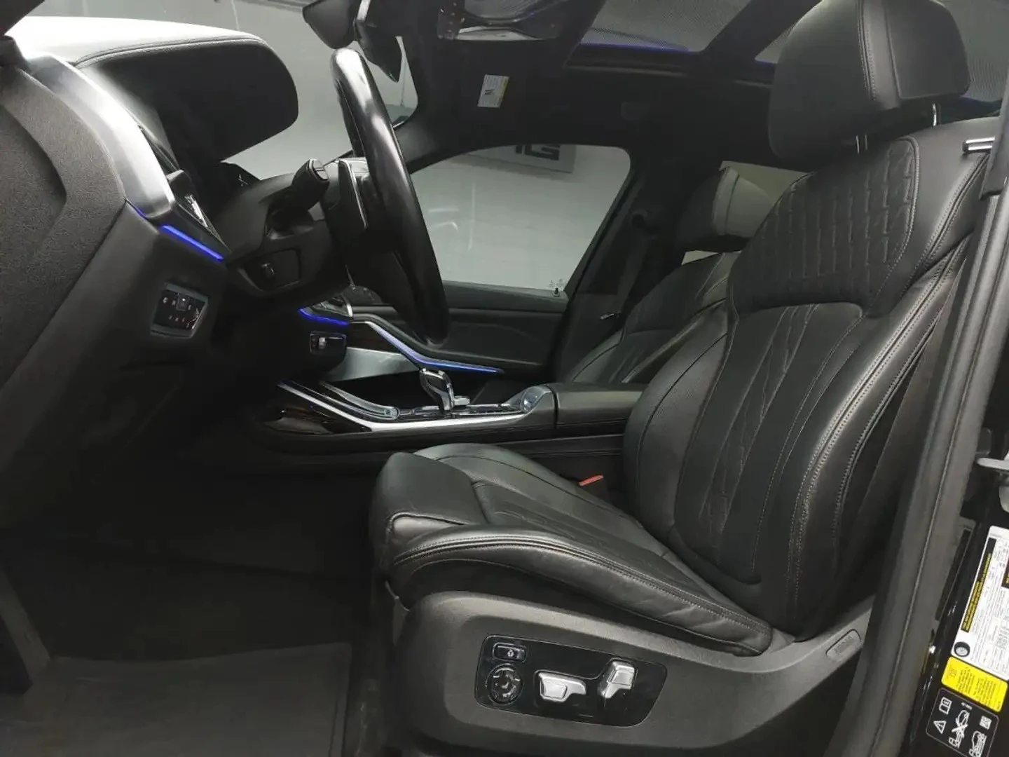 BMW X7 xDrive50i* FULLPPF* Bowers&Wilkins, снимка 13 - Автомобили и джипове - 55848039