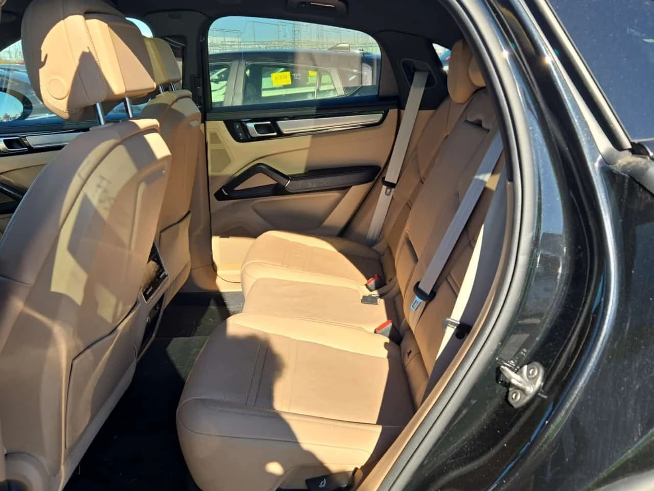 Porsche Cayenne * PLATINUM EDITION * CARFAX * , снимка 12 - Автомобили и джипове - 56683075