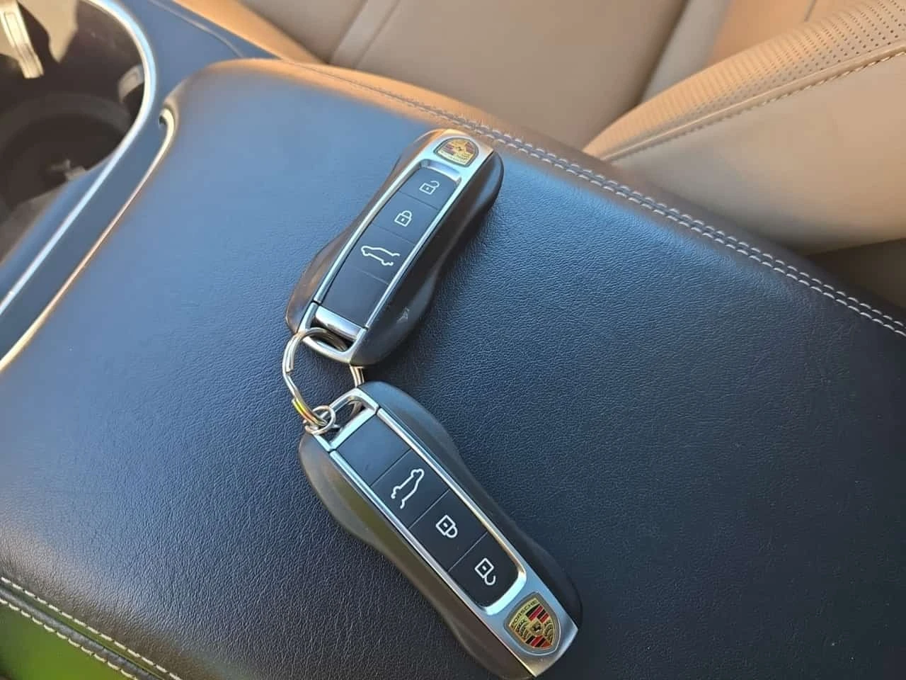 Porsche Cayenne * PLATINUM EDITION * CARFAX * , снимка 10 - Автомобили и джипове - 56683075