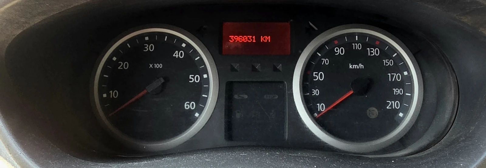 Renault Trafic 2.0 dCi, снимка 7 - Бусове и автобуси - 55705991