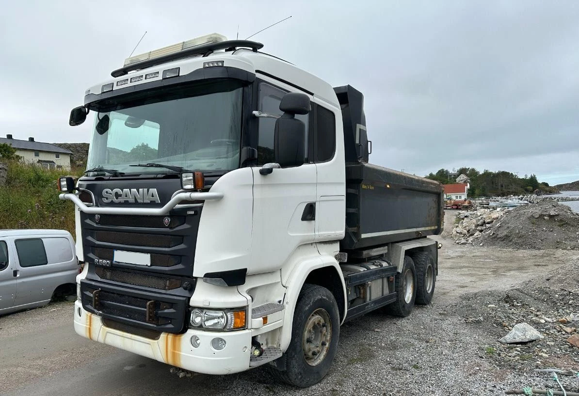 Scania R 580 V8 6x4 