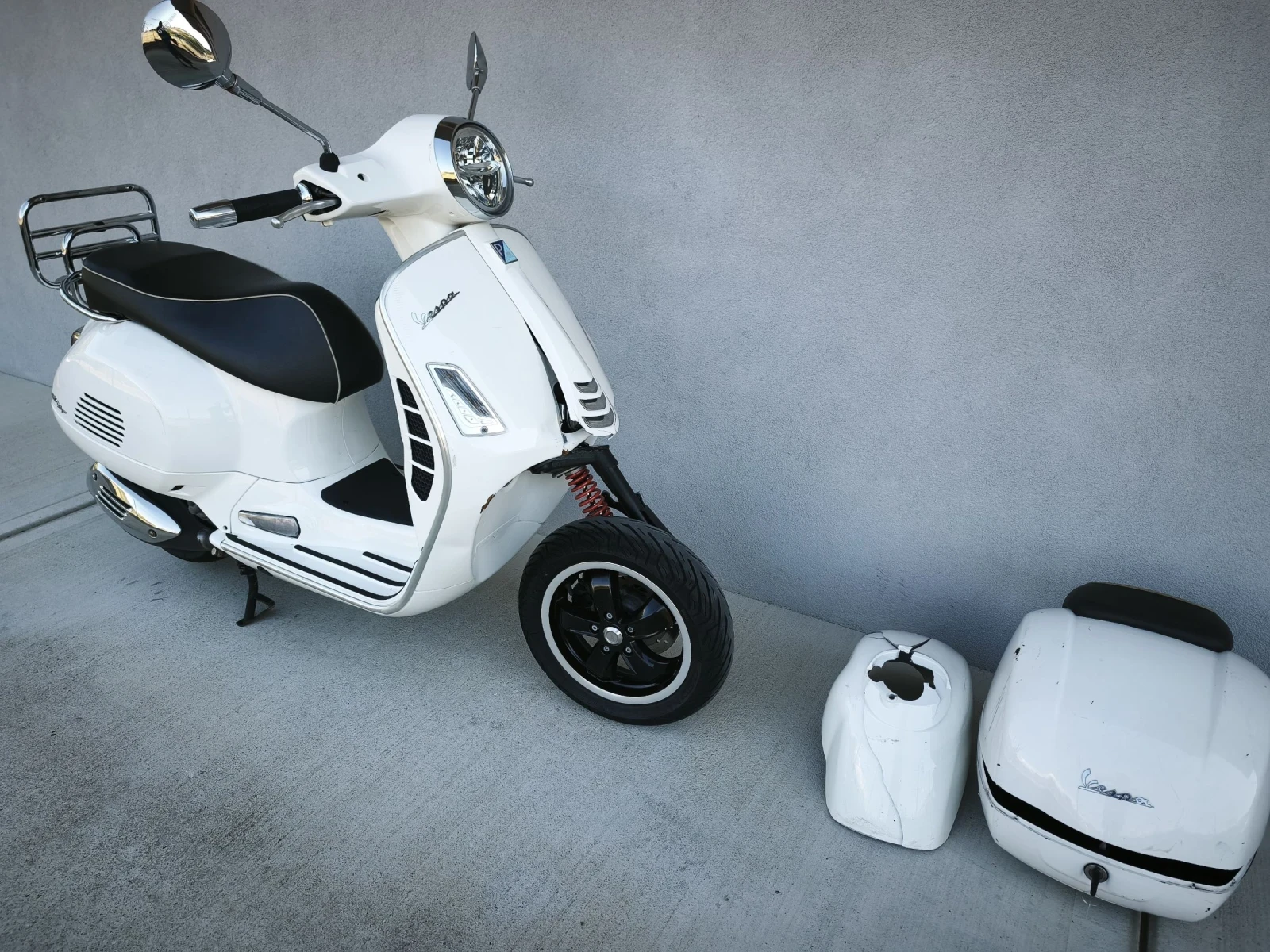 Vespa 300 GTS 300 HPE, 2022 година, ЛИЗИНГ, снимка 2 - Мотоциклети и мототехника - 55180496