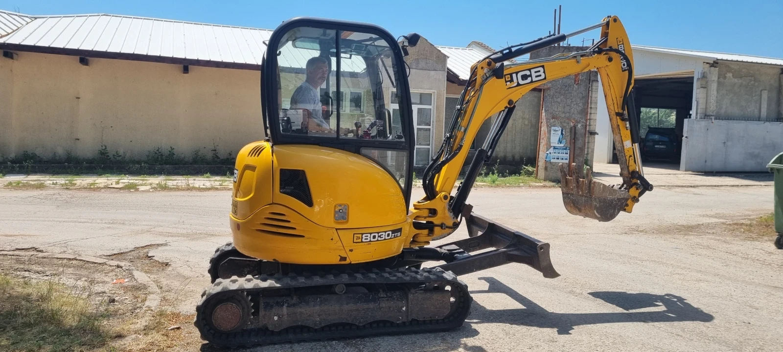 Багер JCB 8030ZTS 