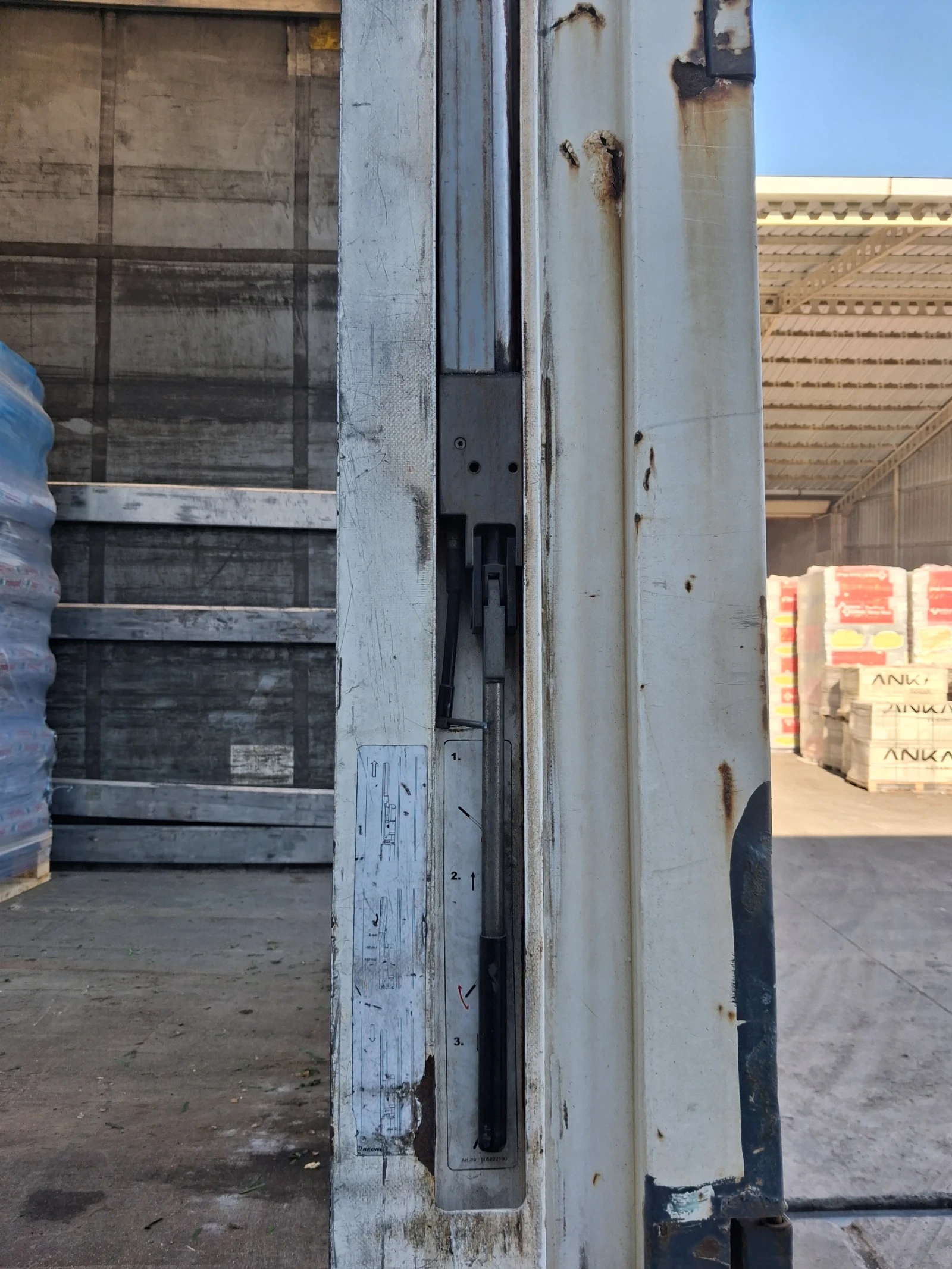 ����������� Krone | Mobile.bg � ����������� 3