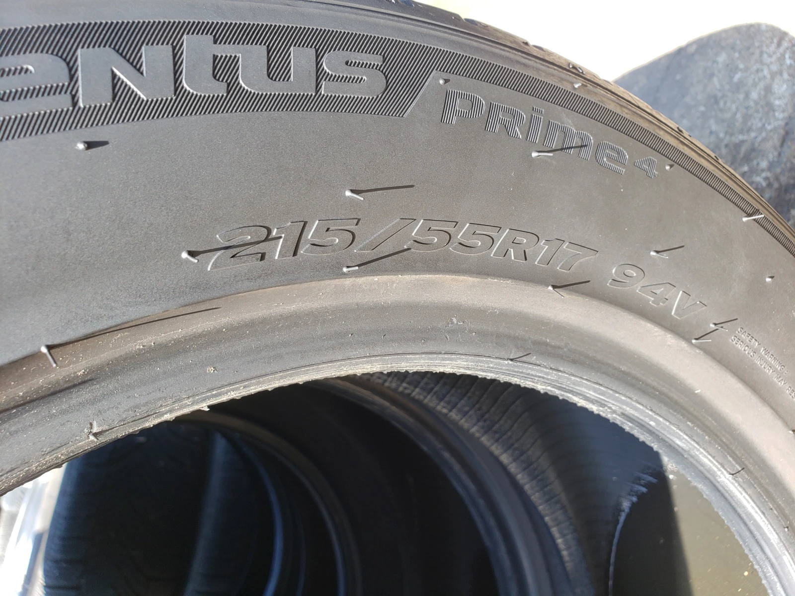 Гуми Летни 215/55R17, снимка 5 - Гуми и джанти - 54105456