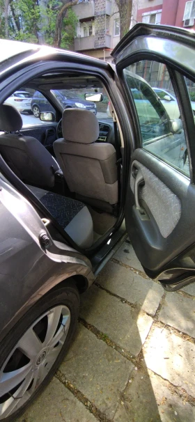 Nissan Primera 2.0 CD, снимка 6
